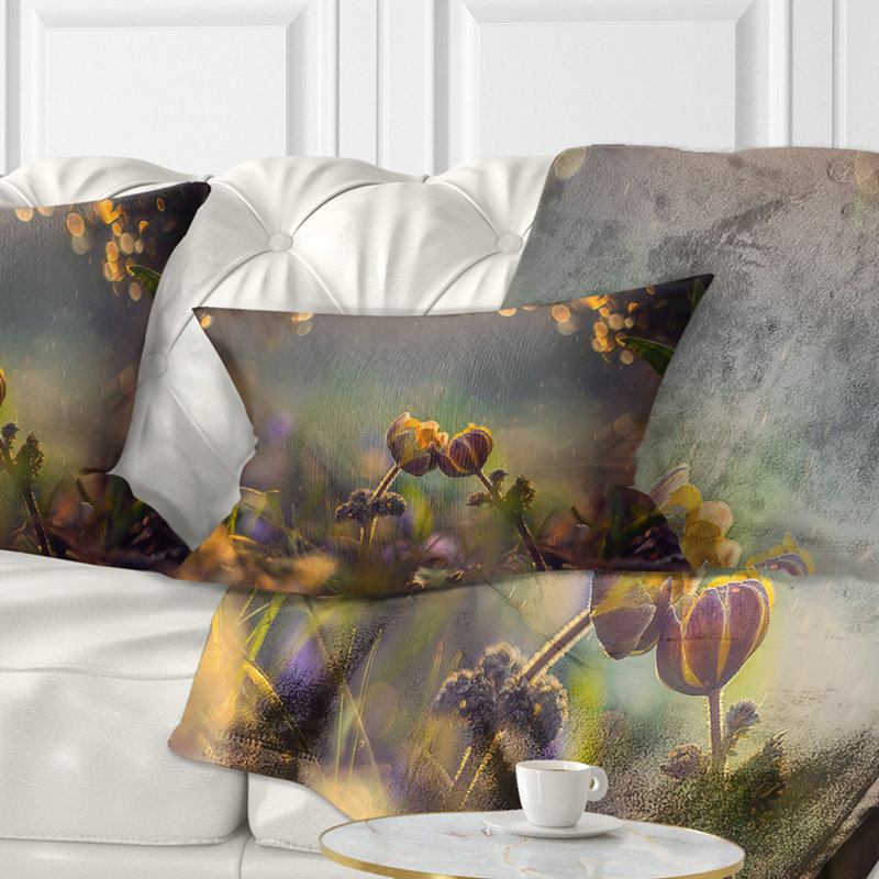 Deux fleurs printanières - Coussin décoratif à imprimé floral, Rectangulaire, 12 po x 20 po