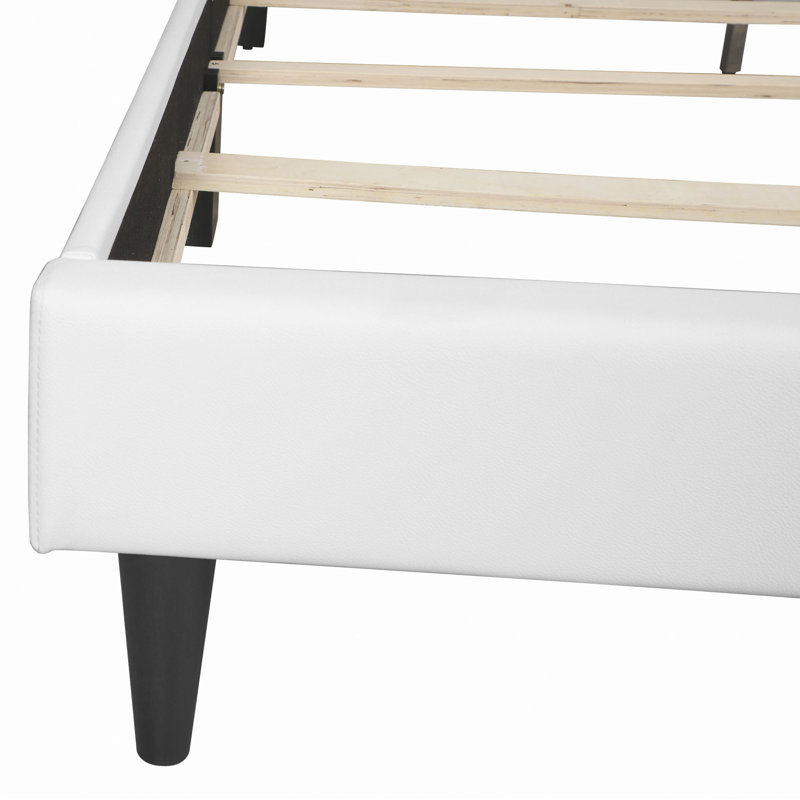 Charming Bed In Soft Hues, Lit double, White