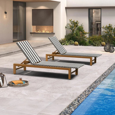  Chaise longue d'extérieur