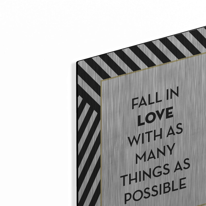 «Fall In Love» par Lettered & Lined, art mural en métal, 12 po x 16 po