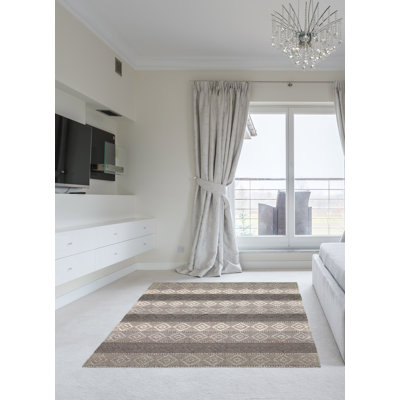 Tapis rectangulaire unique 5 pi 2 po x 8 pi Demecia