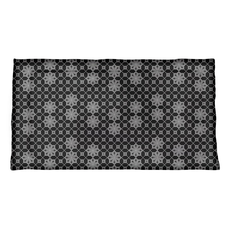 Taie décorative en treillis Katelyn Elizabeth, Très grand, Polyester, Noir