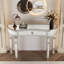 Console semi-circulaire de 47 pouces avec miroir pour chambre ou garde-robe, dotée d'un tiroir en verre cannelé et bouton en cristal, gris et argent, matériau en bois dur, table au design mince d'inspiration milieu du siècle.