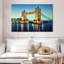 Nicci Tower Bridge de nuit-108884666