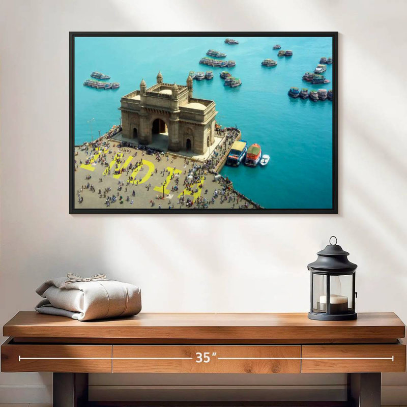 Porte d'entrée de l'Inde, 25 po x 17 po, Cadre flottant noir