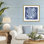 Corail blanc sur cadre flottant indigo, design par Patti Bishop