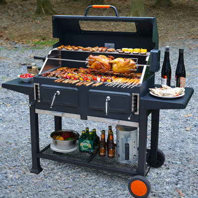 Barbecue au charbon de bois 59,84 po dans la cour