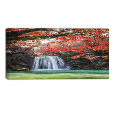 «Erawan Waterfall», reproduction de photo sur toile tendue encadrée