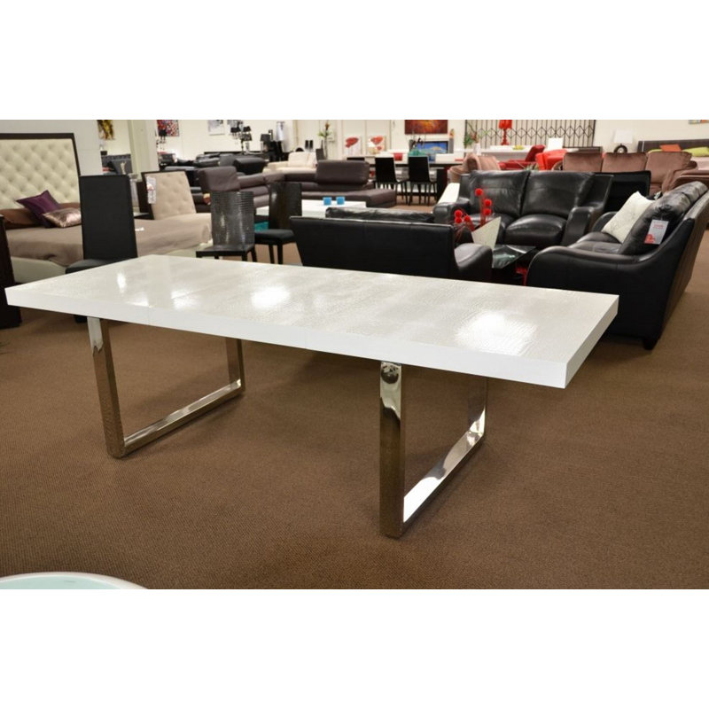 Martelle Extendable Dining Table