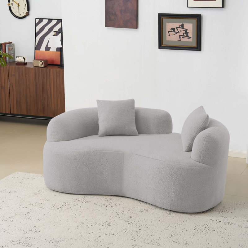 Causeuse incurvée 66,93 pouces, Gris, 27.5" H x 66.9" W x 43.9" D