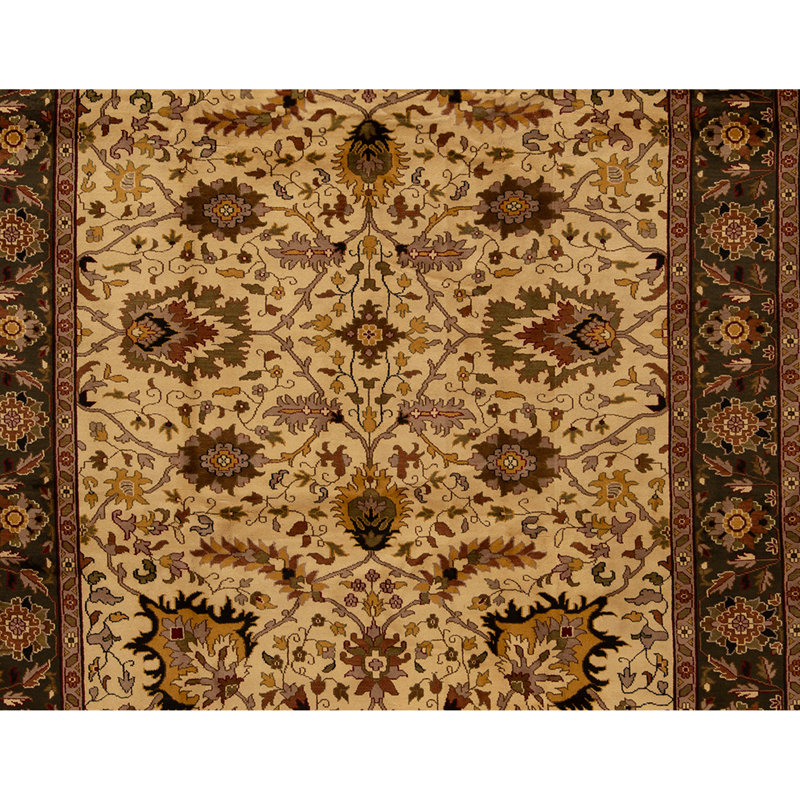Hand Knotted Wool Area Rug in Ivory And Green