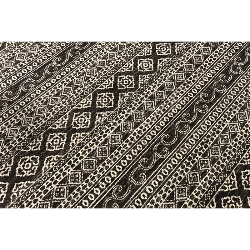 Tapis brun de haute qualité noué à la main