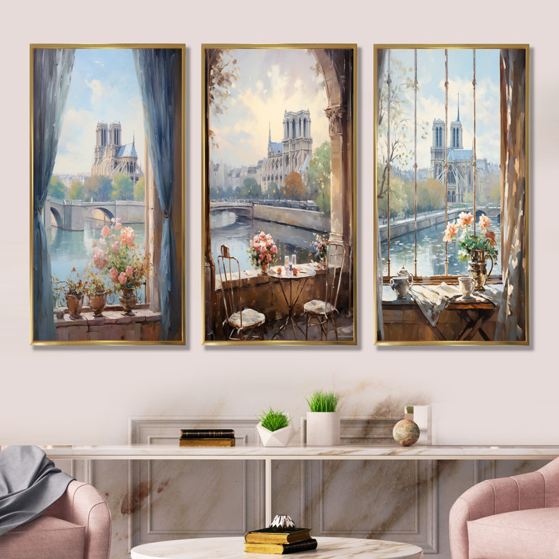 Notre Dame de Paris Floral View I - Paris, ensemble de 3 impressions sur toile, Cadre flottant doré, H 28 po x l 36 po