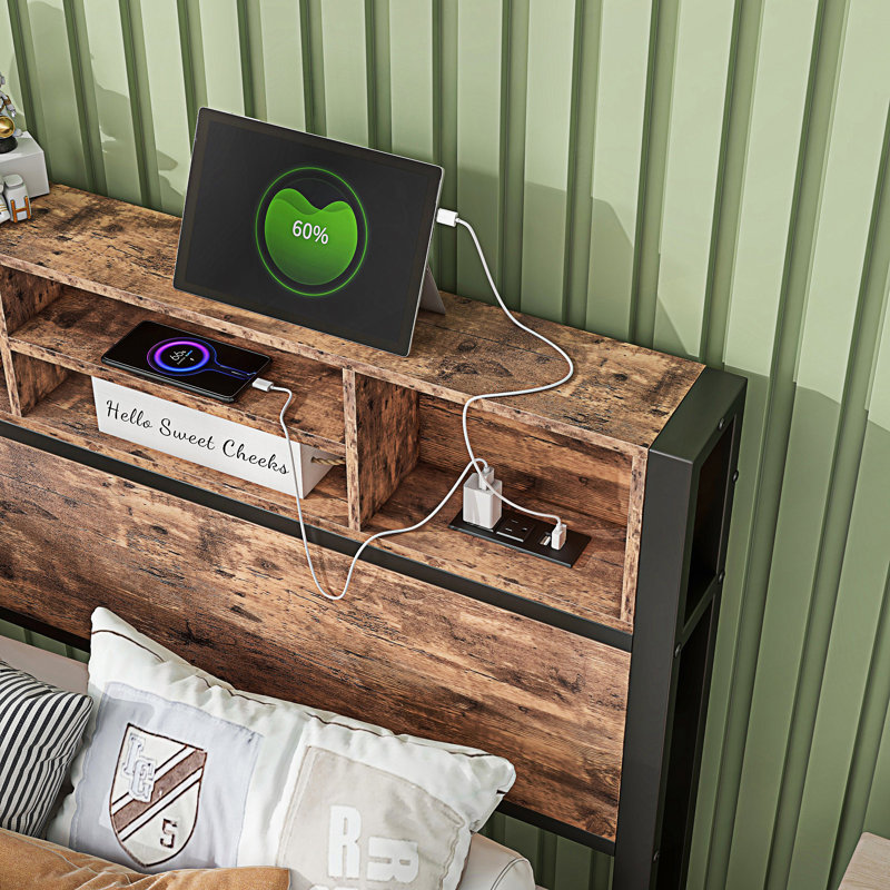Structure de lit simple avec tête de lit et lit plateforme en métal avec station de charge