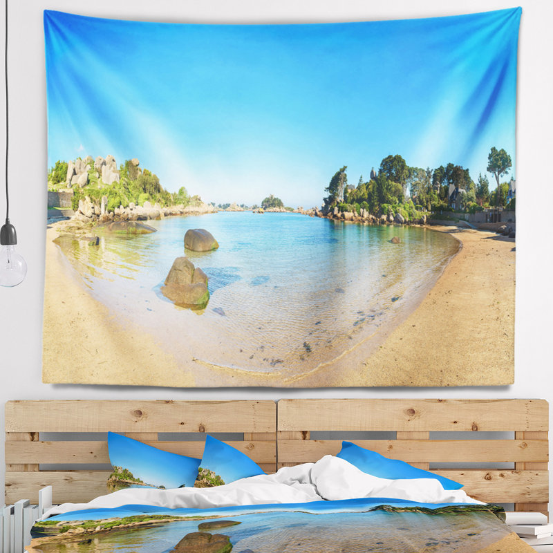 Tapisserie paysage paysage rochers et plage de Ploumanach, H 78 po x l 92 po