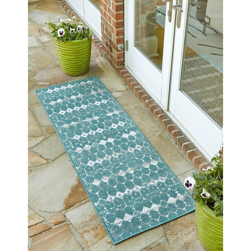 Geometric Indoor / Outdoor Rug, Runner 2' x 6'