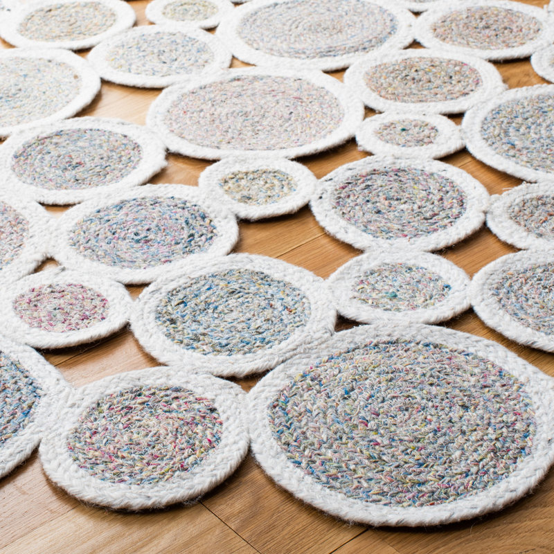 Vicaro Hand Woven Performance Rug, Round 4'