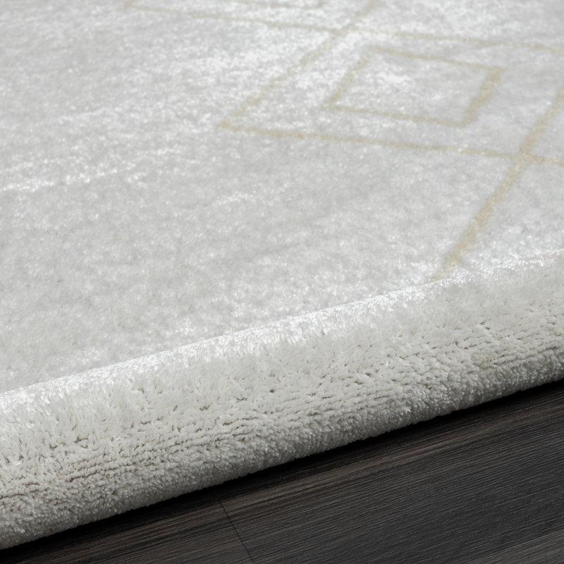 Tapis ivoire / beige à motif géométrique, Rectangle 7 pi 9 po x 9 pi 9 po