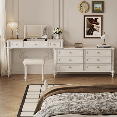 Commode rétro en bois massif simple