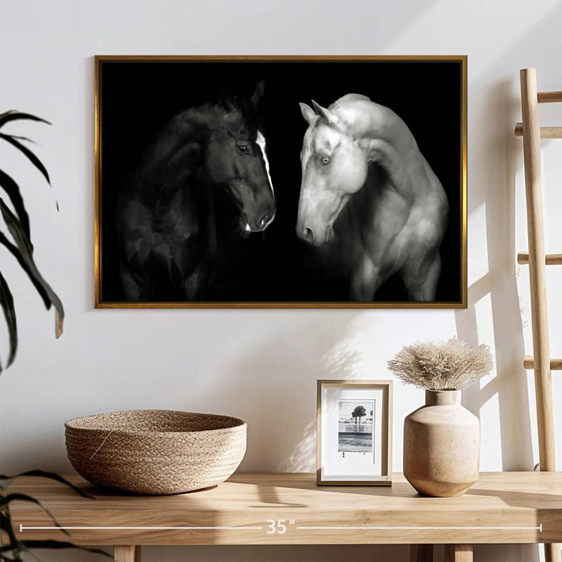 Chevaux monochromes, 25 po x 17 po, Cadre flottant doré
