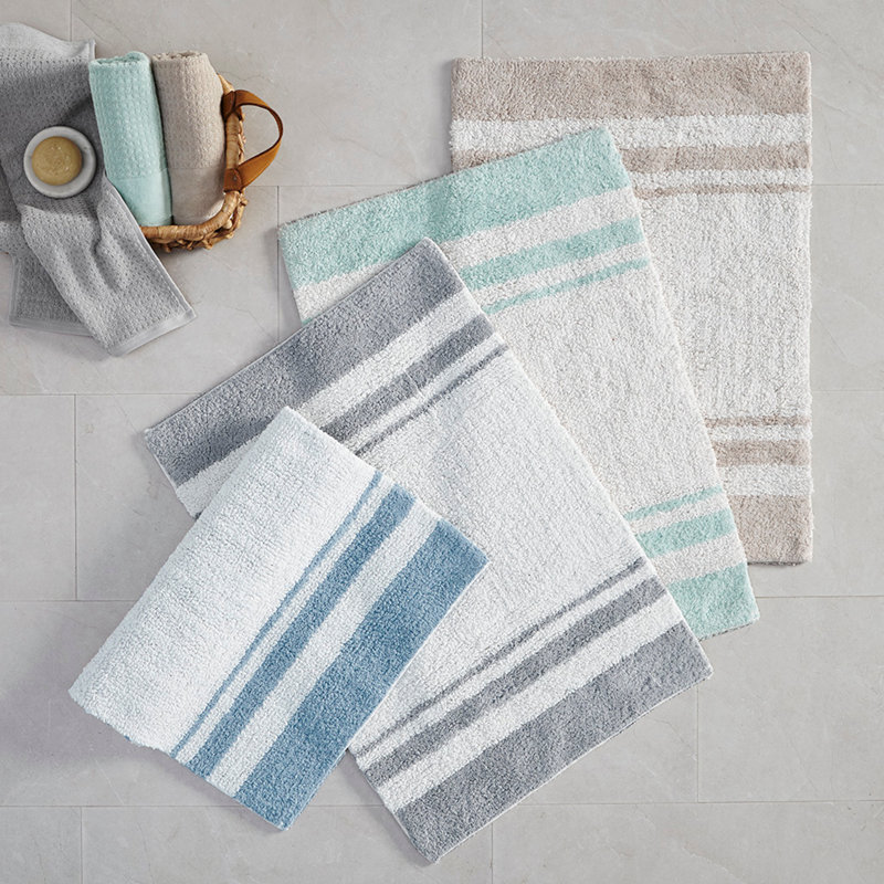 Wheat-Hued Reversible Bath Rug 17x24"