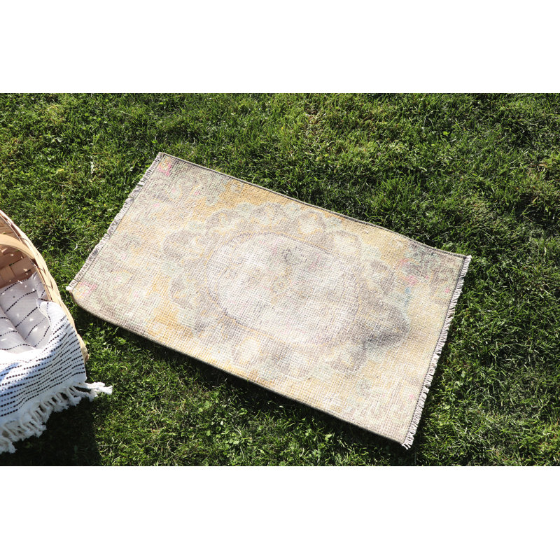 Tapis Oushak marocain beige rétro Vintage
