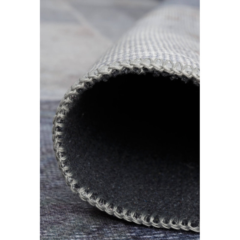 Tapis décoratif tissé bleu et gris, Rectangle 3 pi 10 po x 5 pi 3 po