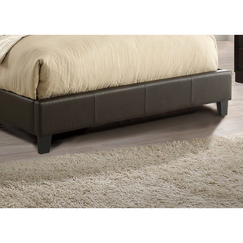 Grand lit Modern Modern Elegance, revêtement en similicuir brun avec tête de lit, sans sommier pour la chambre à coucher, tête de lit brun, base, mobilier