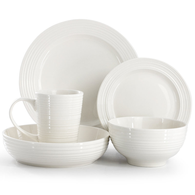 Ensemble de vaisselle en porcelaine blanche nervurée 18 pièces Ebern Designs Nikki