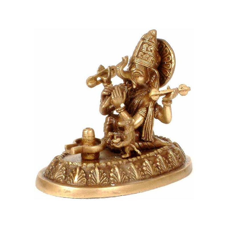 Ganesha vénère le Shivalinga