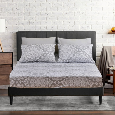 Microfiber Geometric Sheet Set