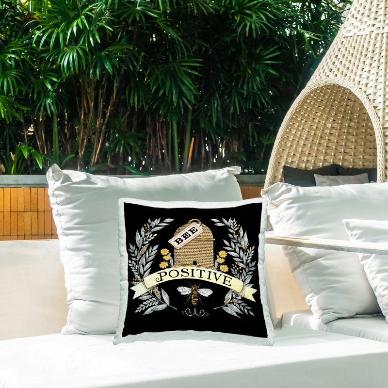 Coussin d'extérieur imprimé Bee Positif Botanical Hive par Deb Strain