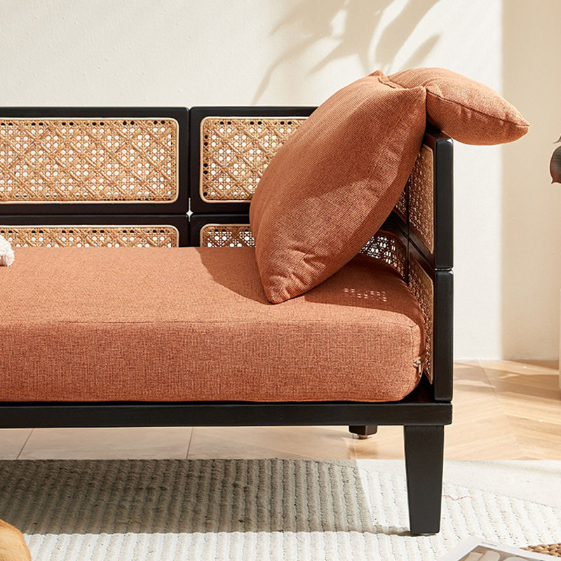 Chaise longue simple et rétro en rotin
