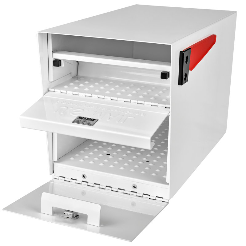Locking Post Mounted Mailbox, Alpine White