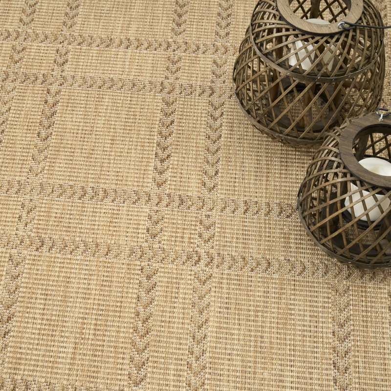 Akyla Plaid Indoor / Outdoor Area Rug, Rectangle 22'10" x 30'6"