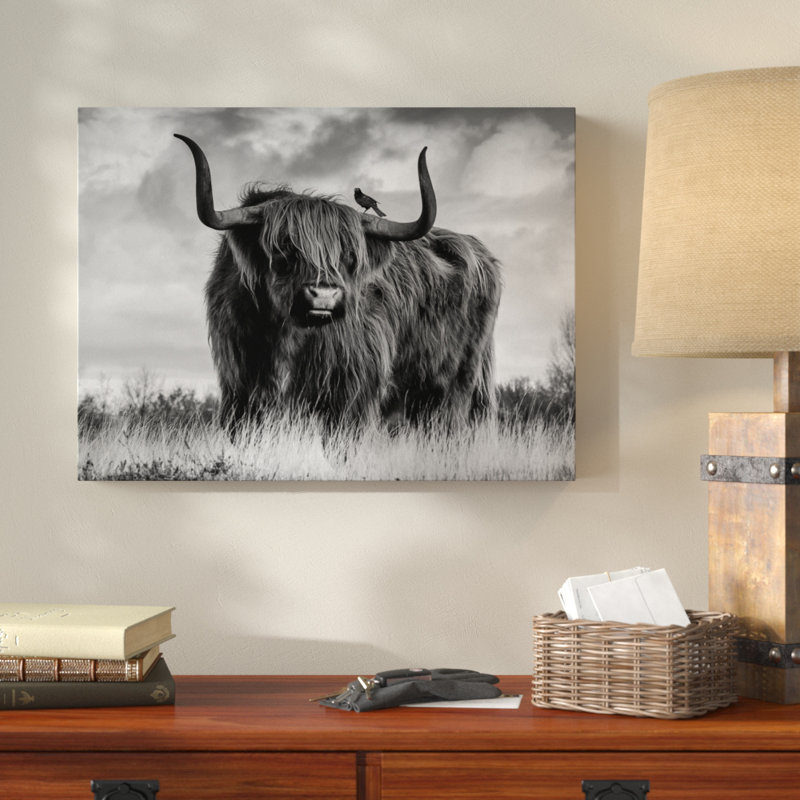« a bull », reproduction d’impression sur toile tendue, H 14 po x l 19 po x P 2 po
