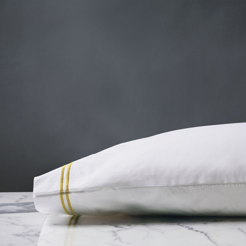 Taie d'oreiller en percale de coton de qualité égyptienne à densité de tissage 200 fils Enzo, Jonquille
