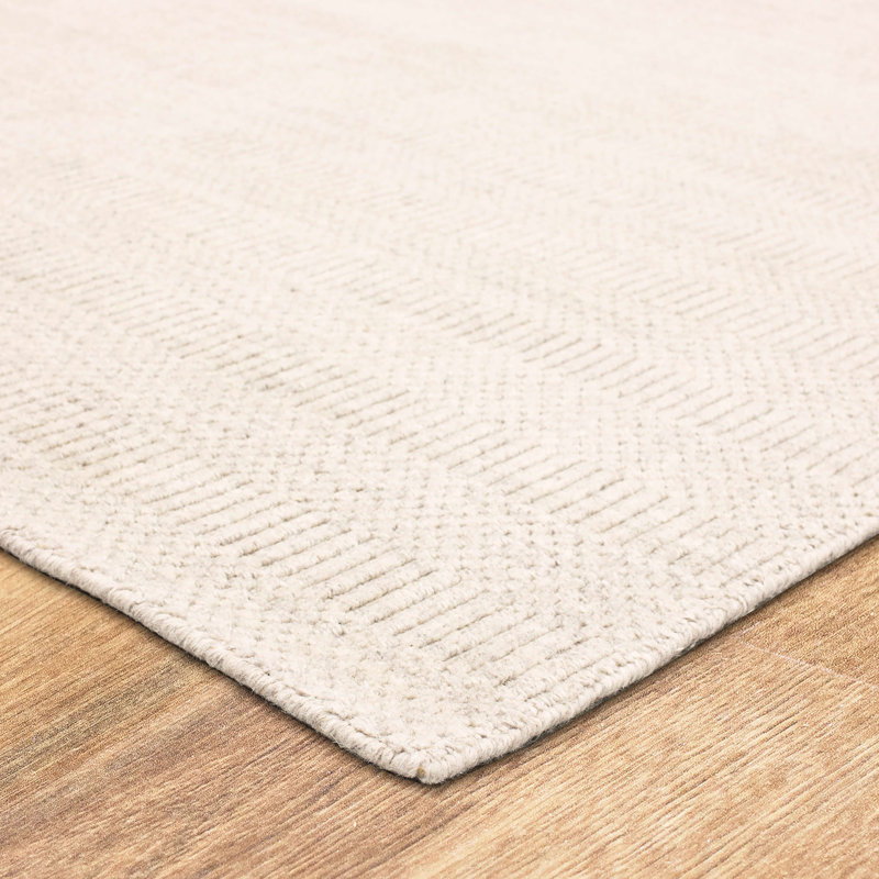 Wool Area Rug in Beige, Rectangle 5' x 8'