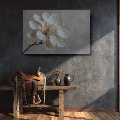 Art mural blanc sur toile Magnolia, impression florale grise - décor de ferme neutre, peinture de fleur rustique pour le salon, cadeau botanique moderne