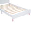 Lit plateforme en bois avec tête de lit en forme de maison-2136135844-2141868148