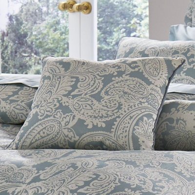 Opulent Jacquard Cushion Cover