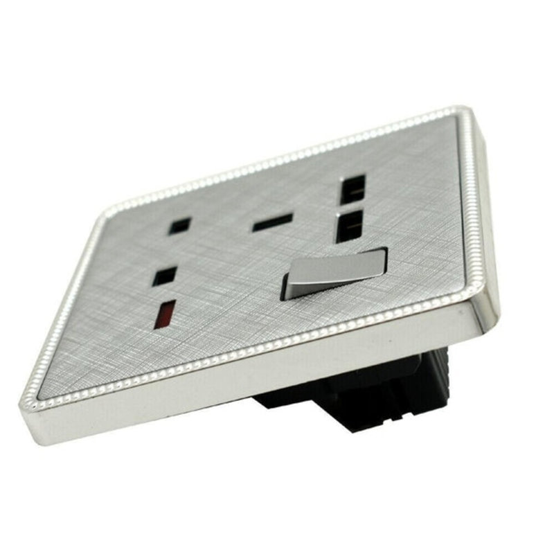 Brandov Wall Mounted Socket, Black