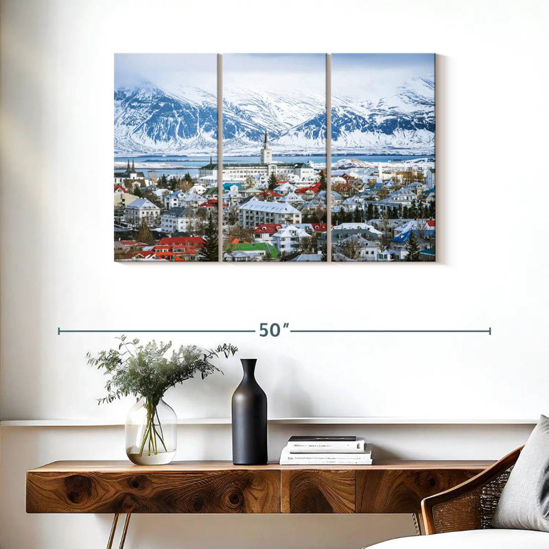 Sebbie Reykjavik, 24" H x 38" W