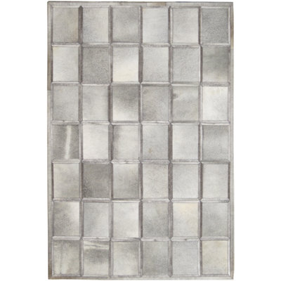 Area Cowhide Geometric Area Rug in Gray