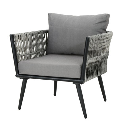 Fauteuil club avec cadre en aluminium pour la détente en plein air, accents noirs, coussins gris foncé, amovibles, accoudoirs évasés, siège large lavable à la machine, fauteuil de patio lavable à la machine avec accoudoirs et structure,