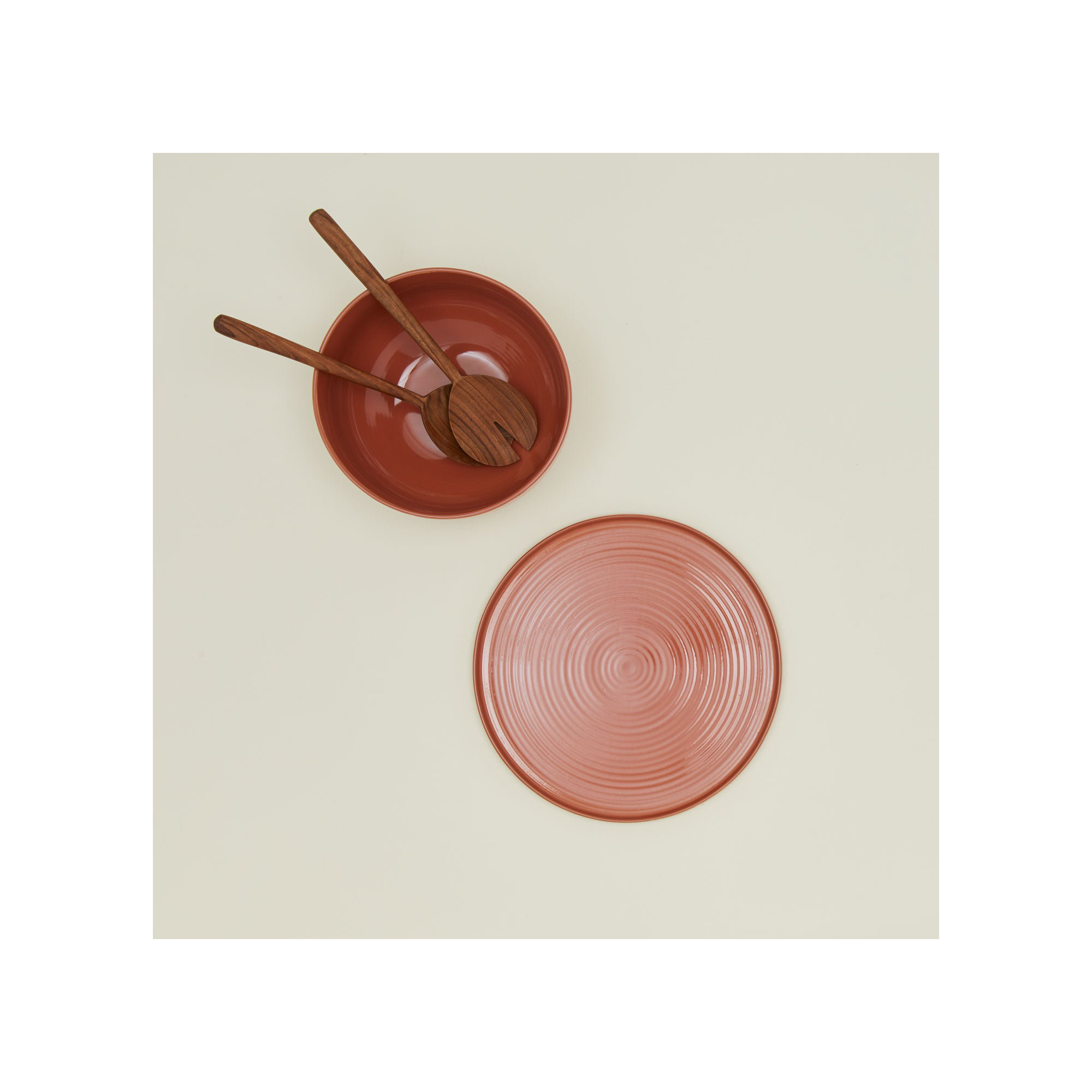 Essential Serving Bowl, Red