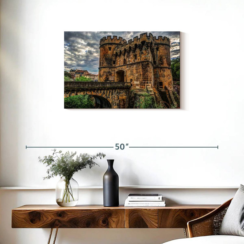 Lilie Bridge Castle, H 20 po x l 30 po