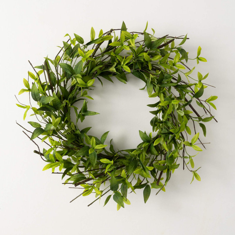 Mini couronne artificielle Ruscus & Twig; Vert, L 22,5 po x H 22,5 po x P 5,54 po