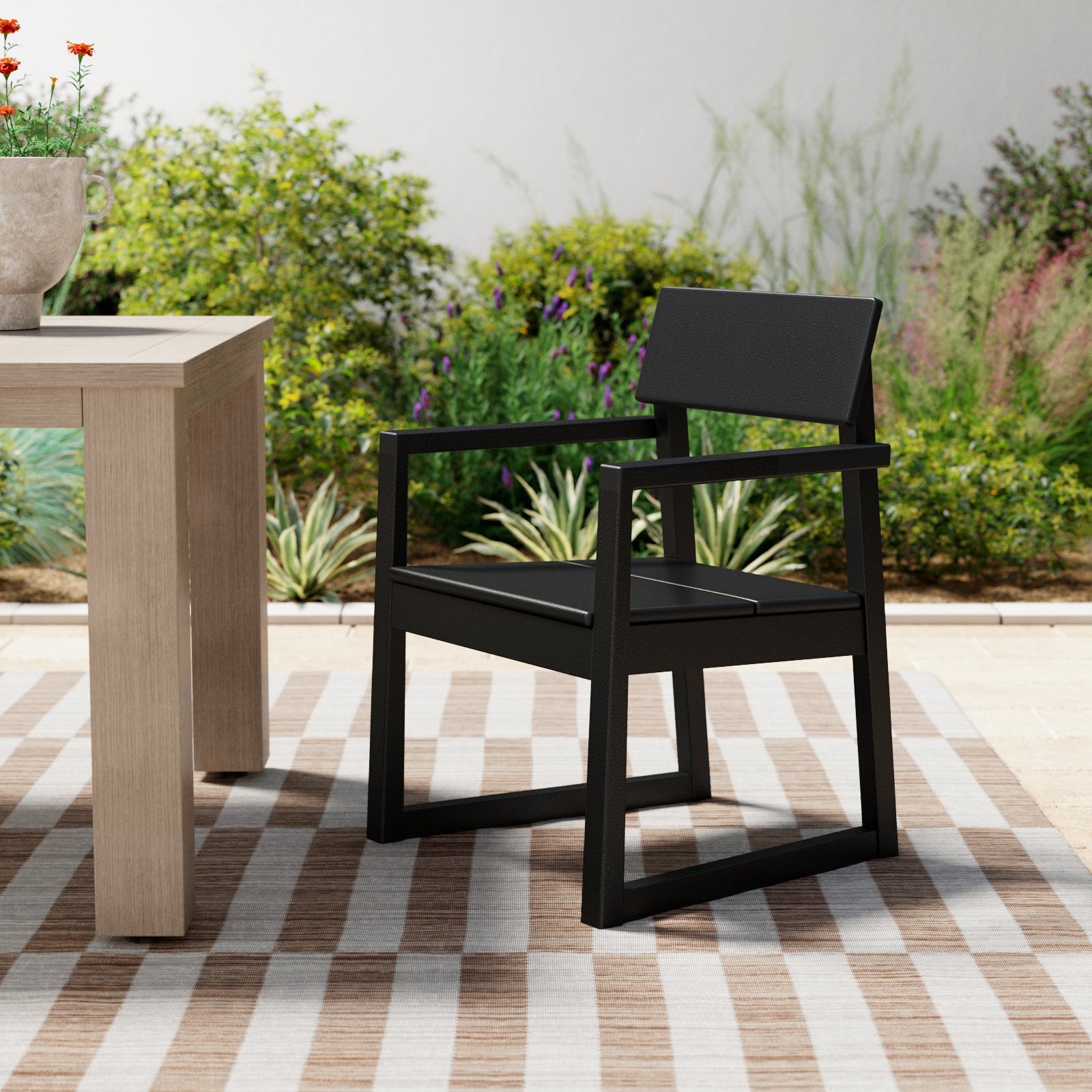 EDGE Dining Arm Chair, Black