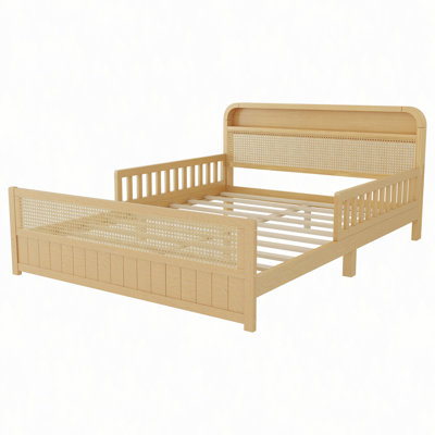Structure de lit en rotin avec lumières DEL et tête de lit avec rangement, lit plateforme avec barrières de sécurité